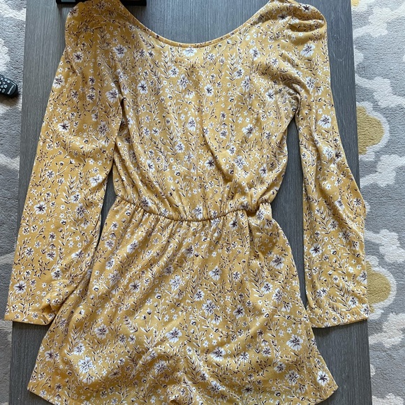 Roxy beach chiller long sleeve romper in ochure from the forest - Picture 7 of 7